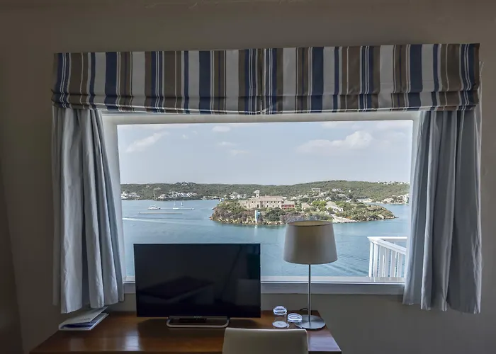 Agamenon 4* Es Castell (Menorca)